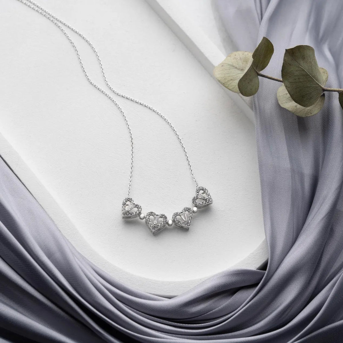 ZORENTI™ Forever Hearts Necklace